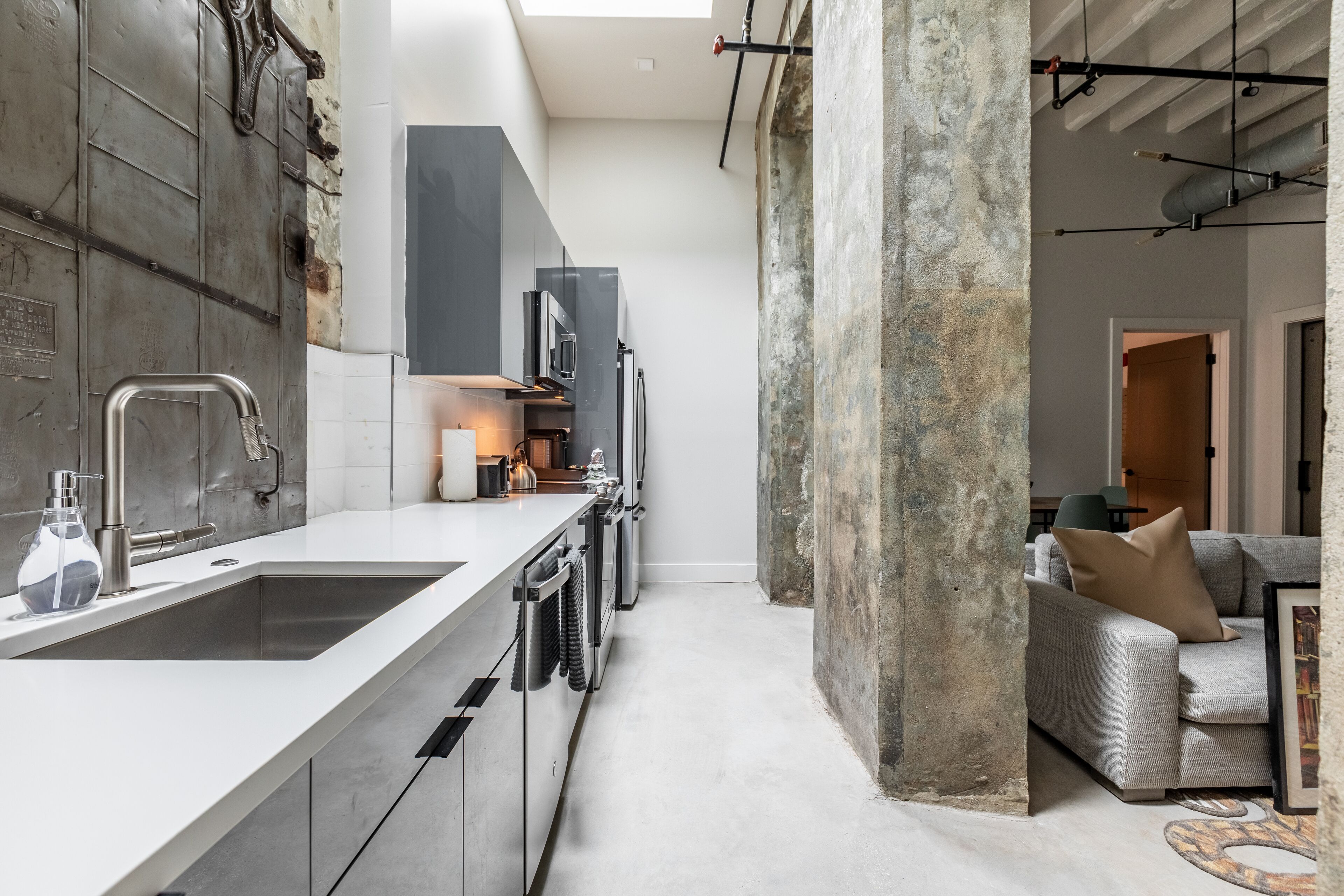 Luxury Suite, 3 Bedrooms, 2 Bathrooms | Private kitchen | Fridge, microwave, oven, stovetop