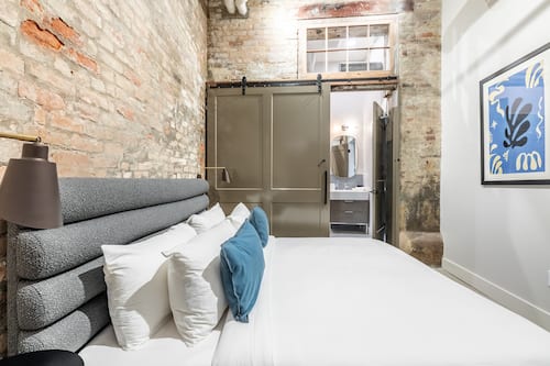 Luxe suite, 3 slaapkamers, 2 badkamers | Lakens van Egyptisch katoen, luxe beddengoed, pillowtop-bedden