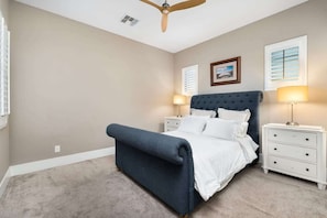 4 Schlafzimmer, Bügeleisen/Bügelbrett, WLAN