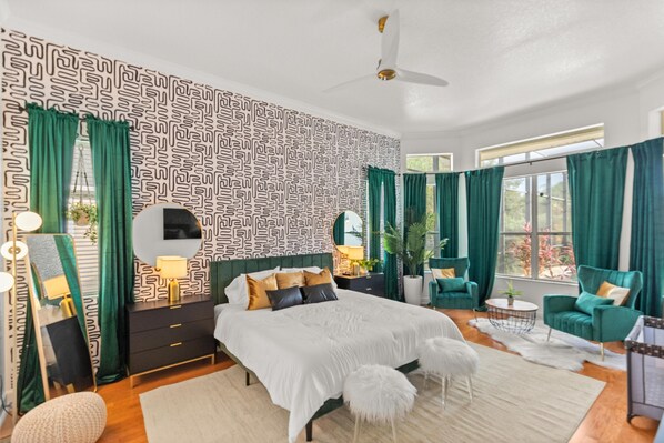 5 bedrooms, iron/ironing board, travel crib, WiFi