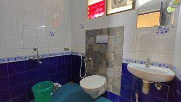 Shower, towels, soap