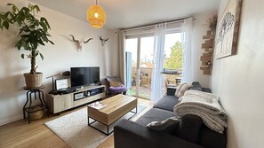 Living area - Charmant T2 au Cœur de Montigny-lès-cormeilles (Montigny-lès-Cormeilles)