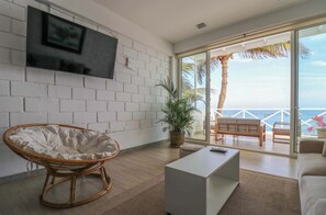 TV, offices - Lovely loft with Spectacular Ocean View (Máncora)