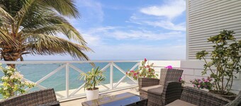 Amazing loft with Spectacular Ocean View