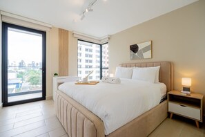 1 bedroom, desk, WiFi, bed sheets