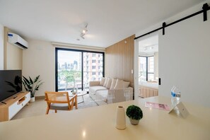 Fernseher, Arbeitsbereiche