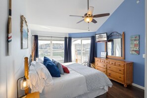 3 chambres, bureau, lit de bébé portatif, accès au Wi-Fi (inclus)