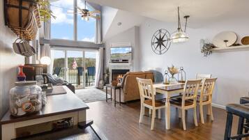 Smart TV, DVD player, books