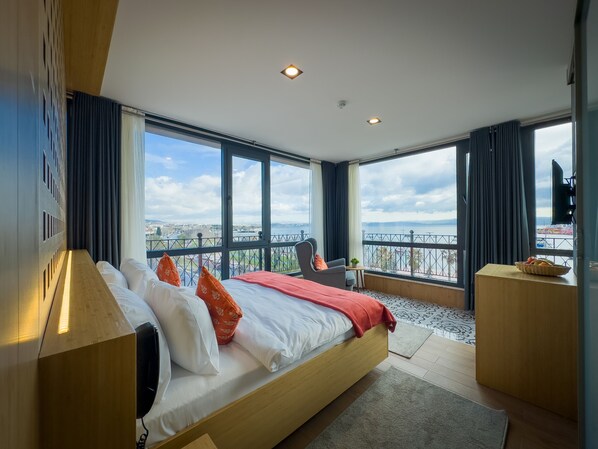 1 habitación, ropa de cama hipoalergénica y colchones Tempur-Pedic 