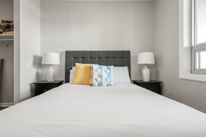 1 makuuhuone, silitysrauta/-lauta, ilmainen Wi-Fi, vuodevaatteet