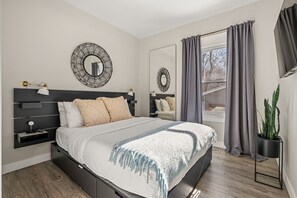 2 chambres, fer et planche à repasser, accès au Wi-Fi (inclus)