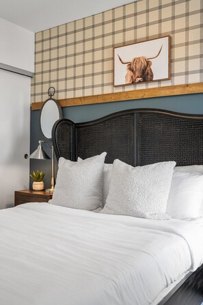 1 bedroom, iron/ironing board, free WiFi, bed sheets