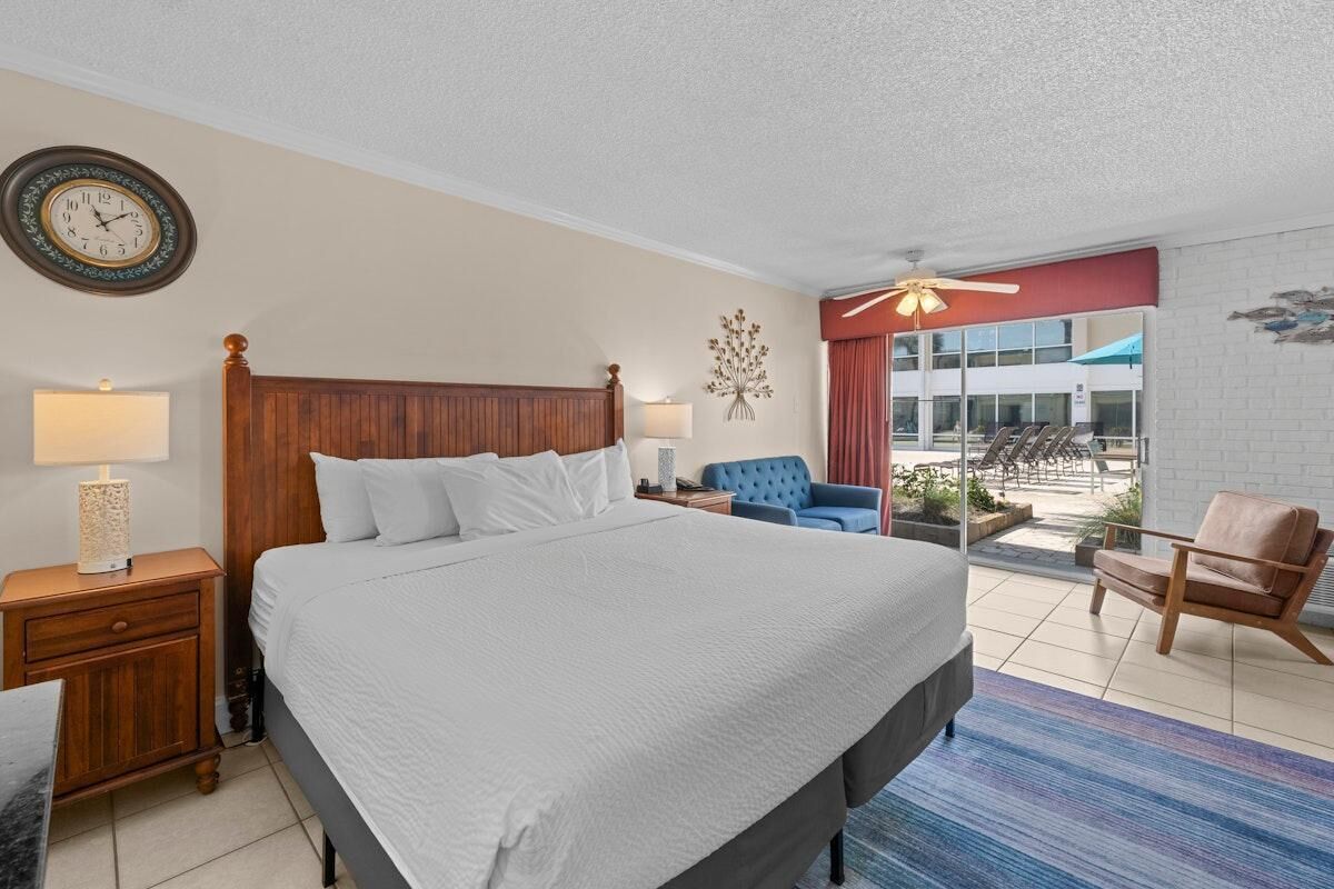 1 bedroom, internet, bed sheets