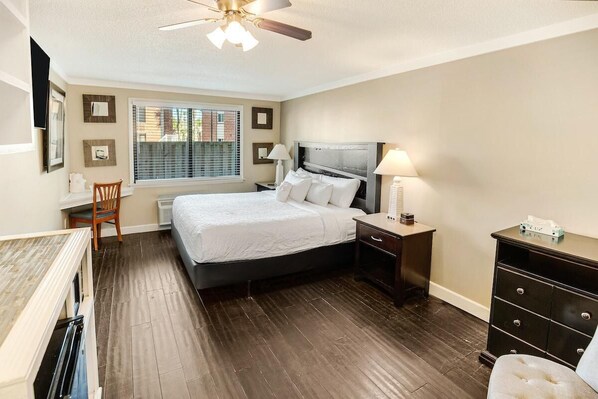 Internet, bed sheets