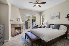 1 bedroom, desk, iron/ironing board, WiFi - Poolside Paradise C | Studio Legacy Villa (La Quinta)
