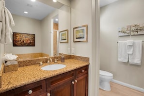Shower, hair dryer, towels - Poolside Paradise C | Studio Legacy Villa (La Quinta)