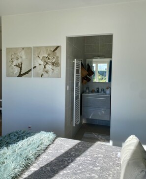 3 Schlafzimmer, Bügeleisen/Bügelbrett, Reisekinderbett, WLAN