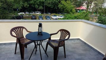 Familienapartment | Wohnbereich | Flachbildfernseher