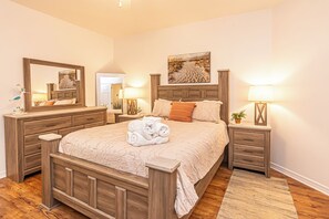 3 bedrooms, iron/ironing board, Internet, bed sheets