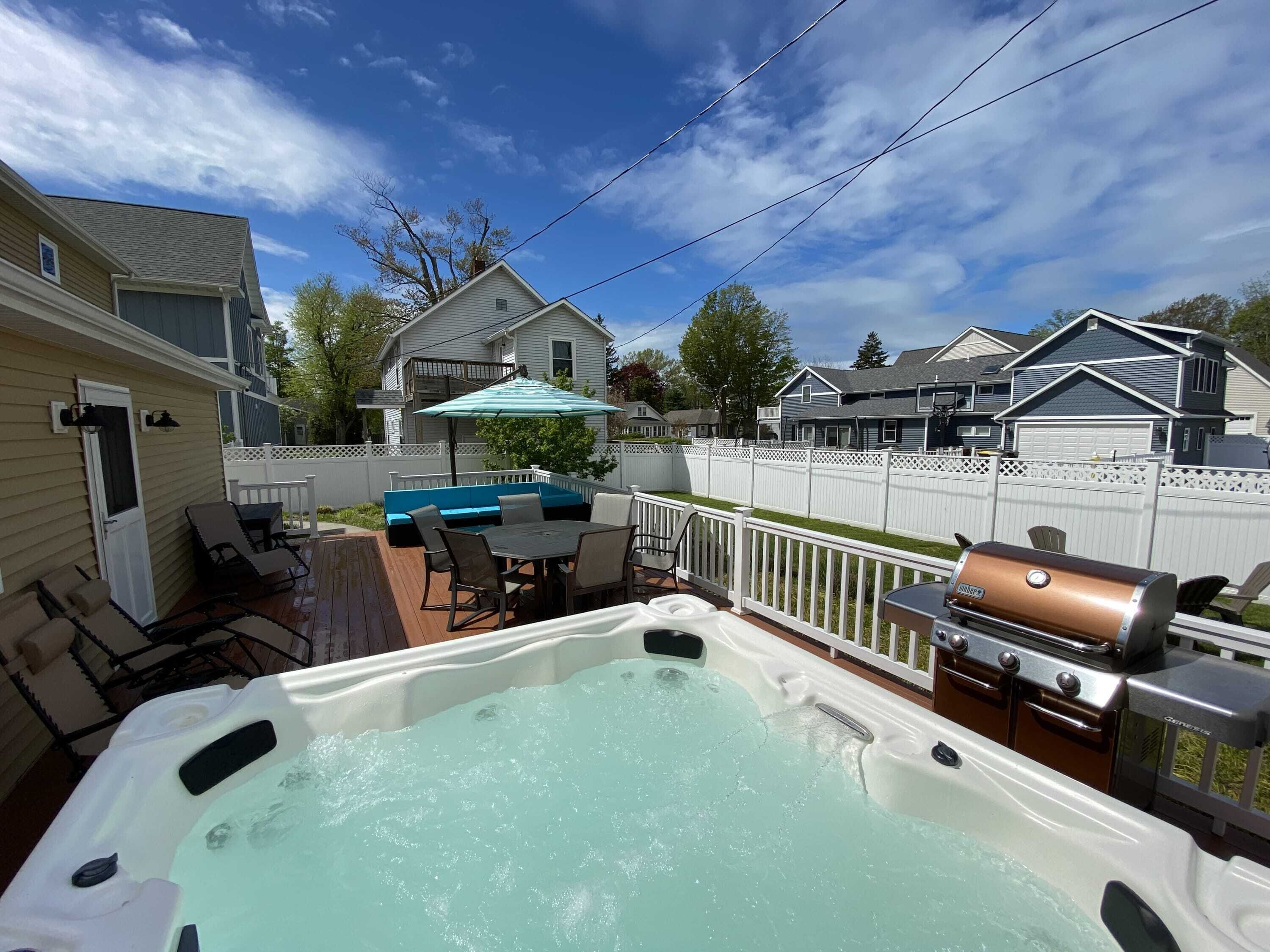 Maple Sunsets | Hot Tub, Firepit