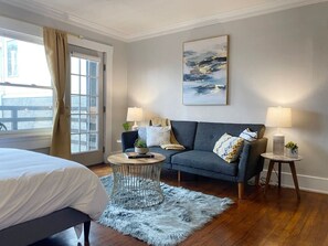 1 bedroom, desk, iron/ironing board, free WiFi