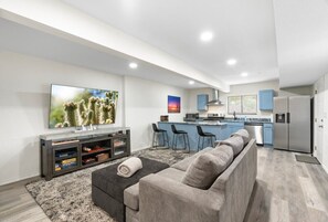 Smart TV, videojuegos y tenis de mesa 