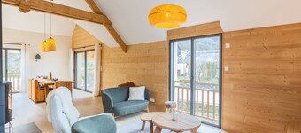 Modern house for 8 in Armenteule, Loudenvielle, with Wifi and garage