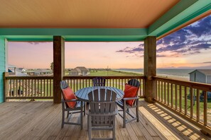 تناول الطعام بالخارج