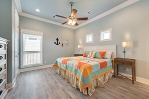 4 bedrooms, desk, iron/ironing board, free WiFi