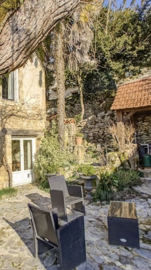 Terrace/patio - Sur les Hauteurs Avec Point de vue Exceptionnelle sur le Château de Castelnaud (La Roque-Gageac)