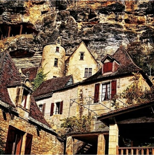 Périgord point de vue exceptionnel sur chùteau de Castelnaud et vallée Dordogne