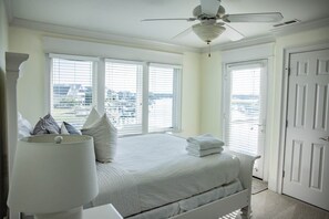 4 dormitorios, tabla de planchar con plancha, wifi y ropa de cama