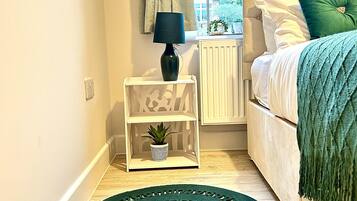 4 bedrooms, free WiFi, bed sheets