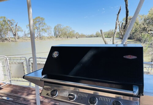 Experience the original houseboat holiday aboard a Liba Liba - HIRE DRIVE