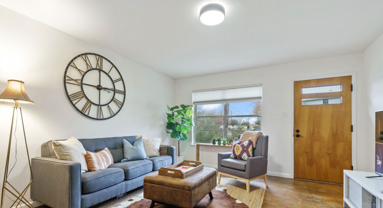 Essence of Austin | Fully Equipped + Stylish Abode