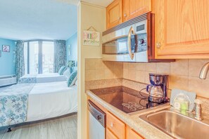 Apartment (0 Bedroom) | Interior