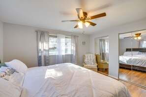 House (4 Bedrooms) | 4 bedrooms, iron/ironing board, bed sheets