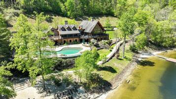 Cottage (3 Bedrooms) | Interior