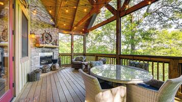 Cottage (3 Bedrooms) | Front of property