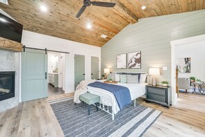 Casa (2 Bedrooms) | Interior