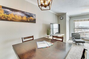 Interior - Near Hiking & Biking: Mtn-view Brian Head Studio! (Brian Head)