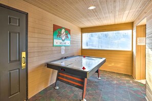 Apartment (0 Bedroom) | Interior - Near Hiking & Biking: Mtn-view Brian Head Studio! (Brian Head)