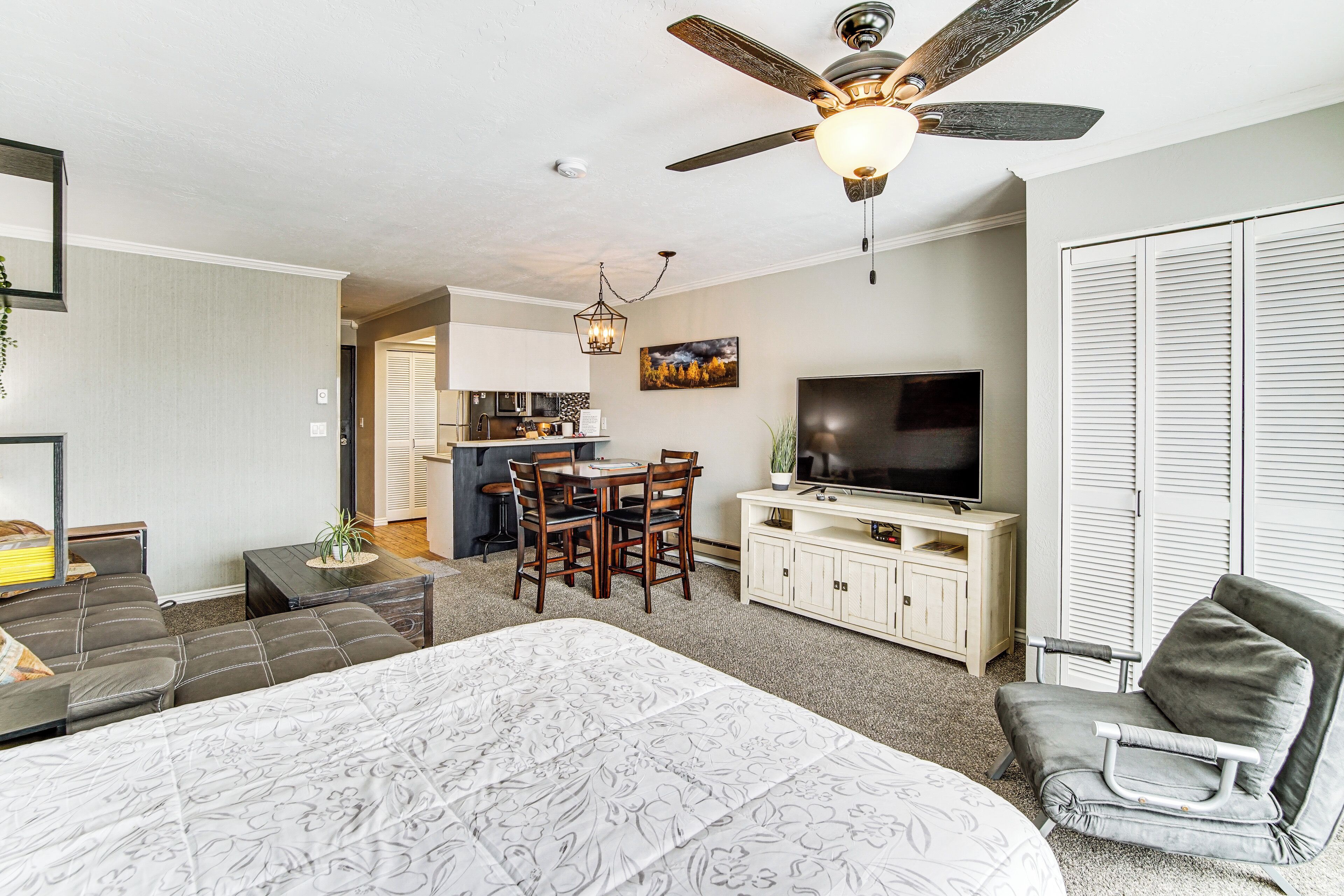 Apartment (0 Bedroom) | Interior