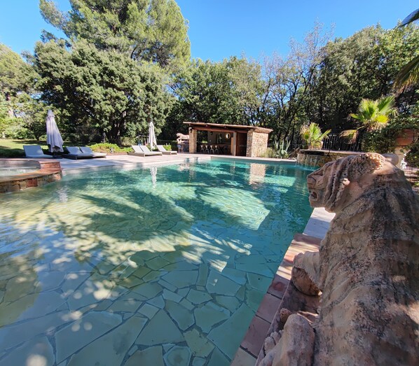 Piscine extérieure