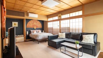 2 habitaciones, tabla de planchar con plancha, cuna de viaje y wifi