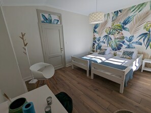 4 室のベッドルーム、アイロン / アイロン台、WiFi、ベッドシーツ