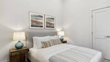 2 bedrooms, desk, iron/ironing board, free WiFi