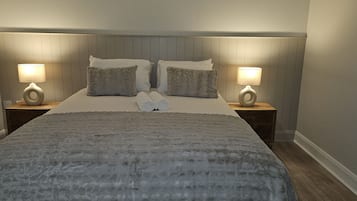 4 bedrooms, free WiFi, bed sheets