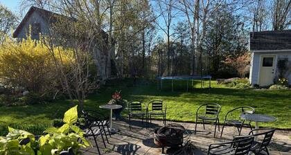 Spacious & Charming Century Home - Wellington