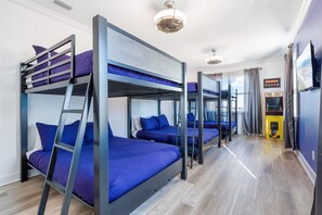 5 dormitorios, Internet, ropa de cama